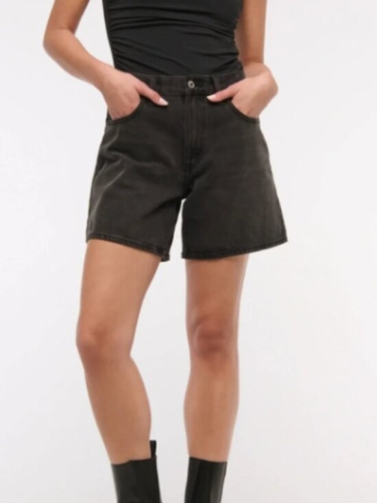 Abercrombie & Fitch Pants - Abercrombie & Fitch The Loose Short High Rise Black Denim Shorts 28/6